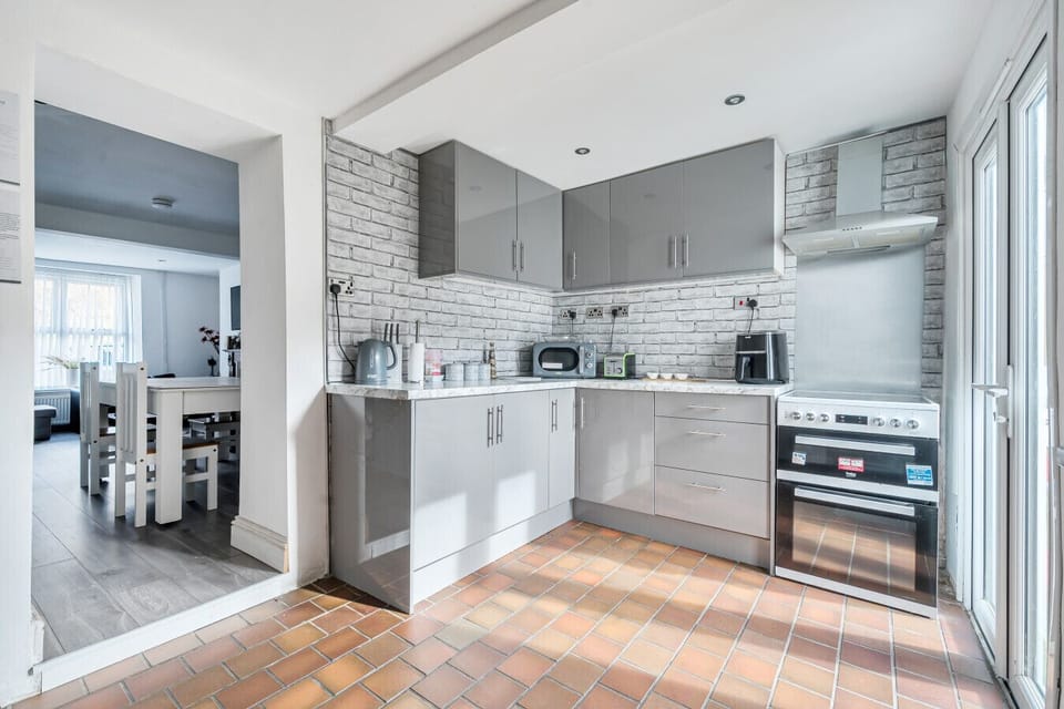 Sunlight pours into the well-stocked kitchen, with everything you need to fuel a full day of exploring nearby trails.
