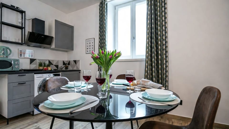 Apartment (1 Bedroom) | Interior