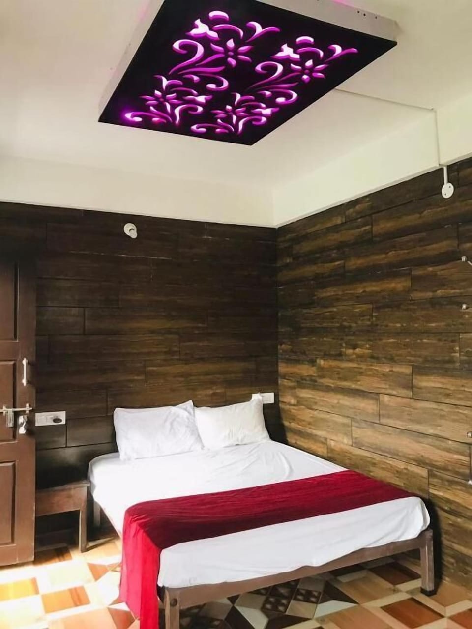 Basic Double Room, Balcony, Mountain View | Soundproofing, free WiFi