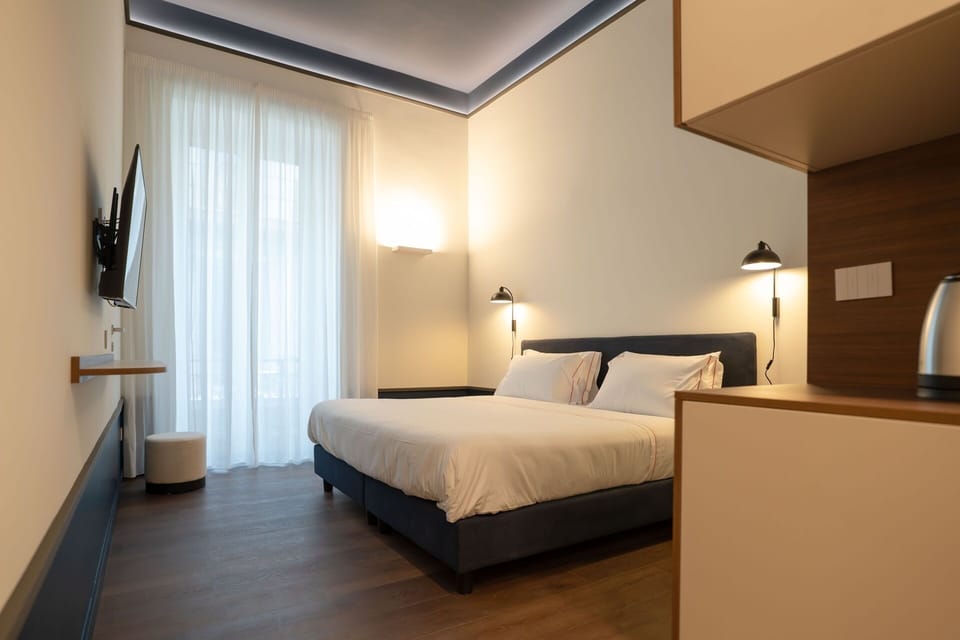 Superior Double or Twin Room | Desk, soundproofing, free WiFi