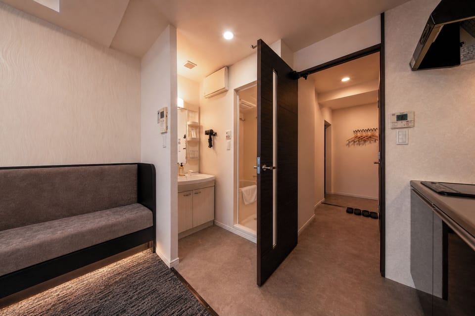 Comfort Double Room, Balcony, City View | Down comforters, desk, WiFi (free)