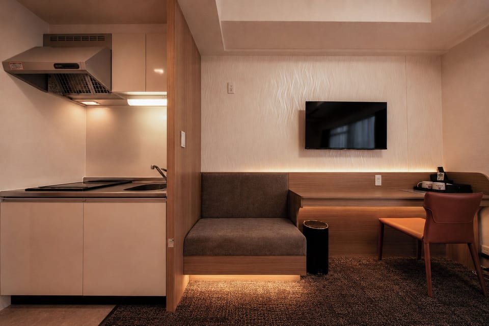 Full-size fridge, microwave
