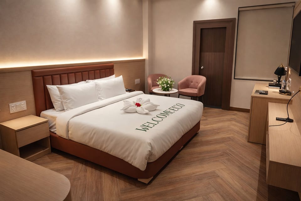 Deluxe Double Room | In-room safe