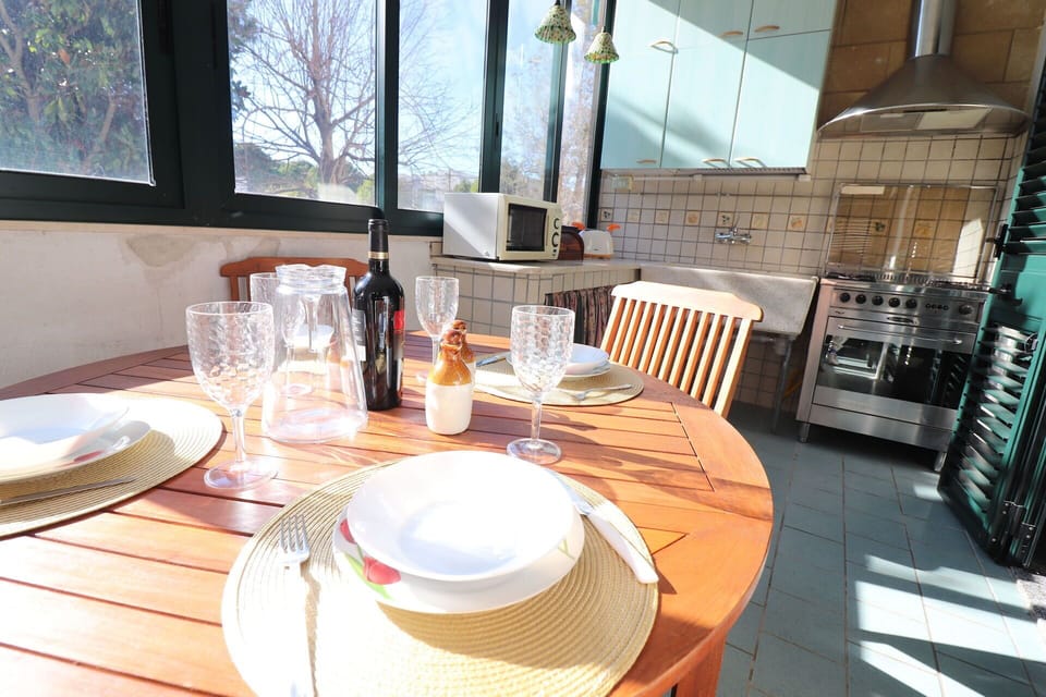 Balcony / Terrace / Patio
