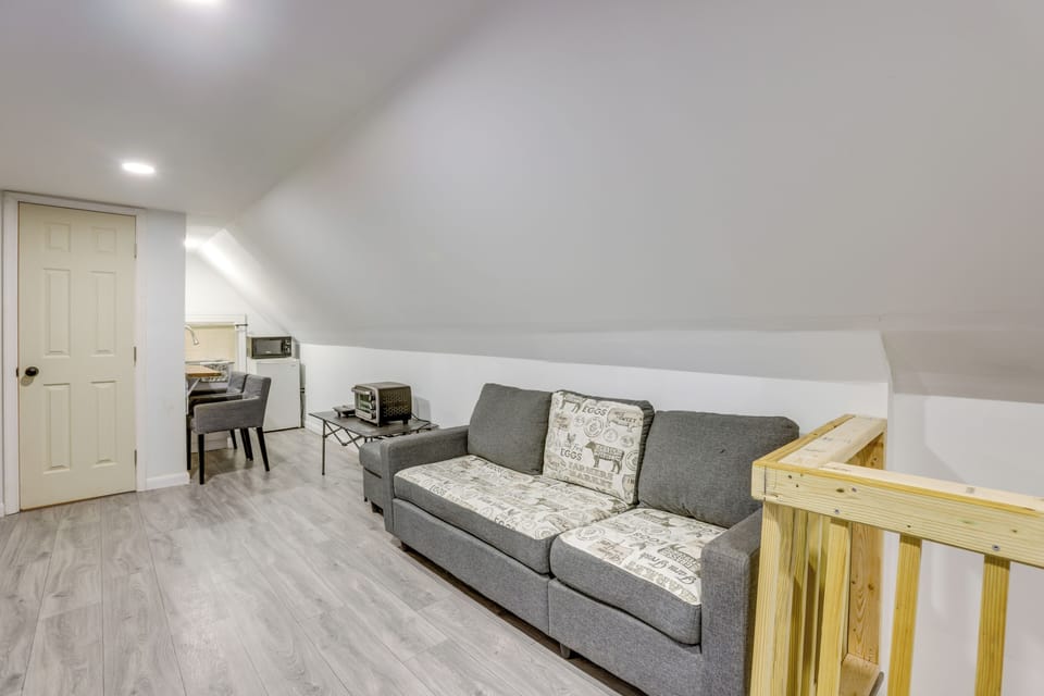 Apartment (0 Bedroom) | Interior