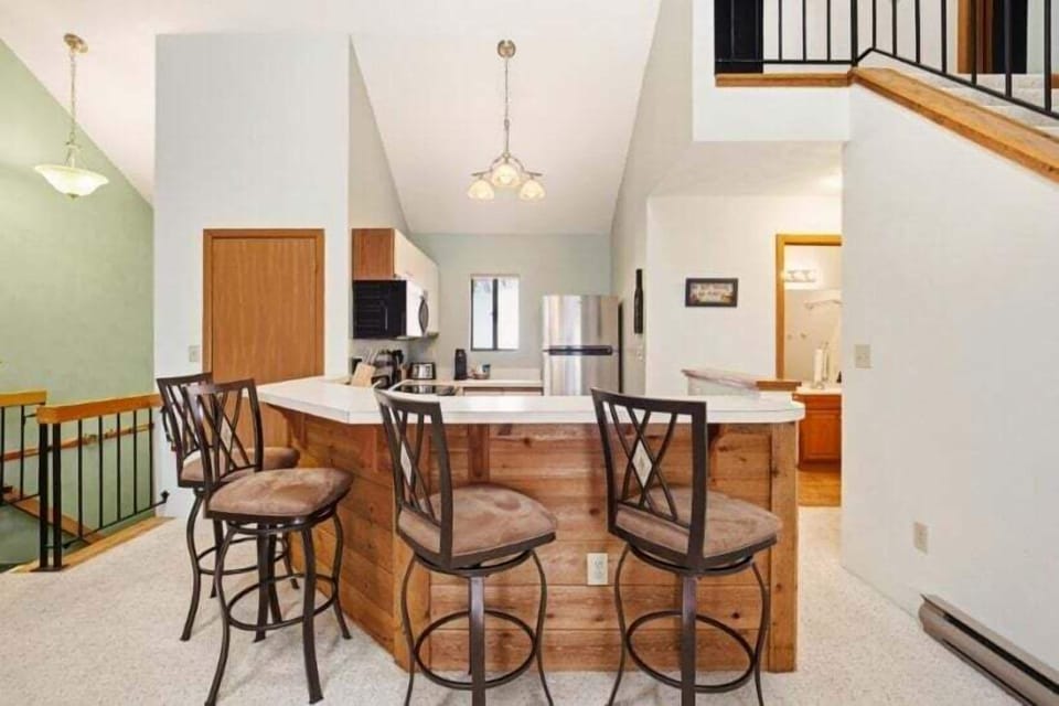 Condo, 3 Bedrooms | Interior