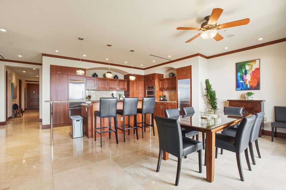 Villa, 2 Bedrooms | Dining