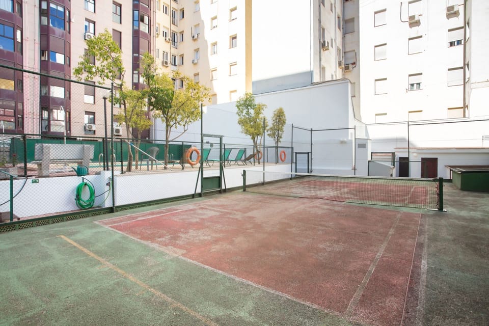 Sport court
