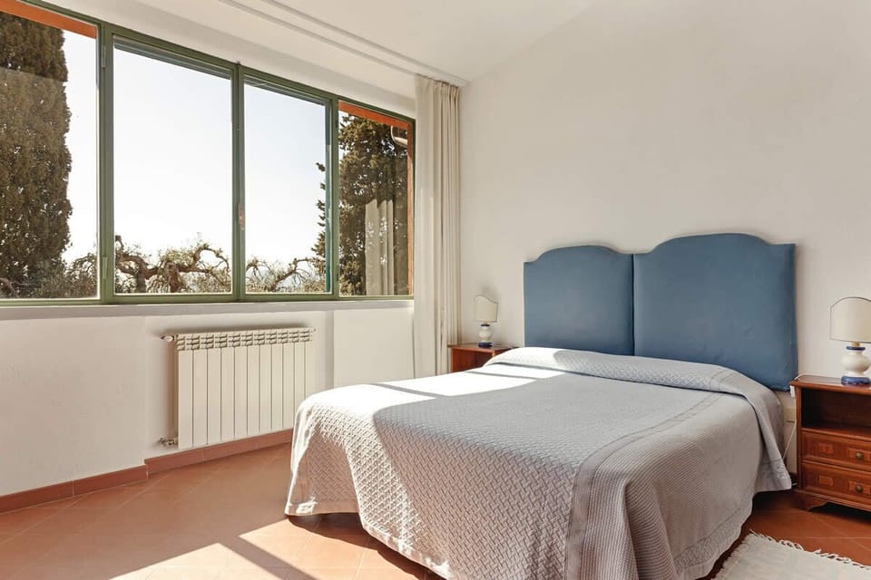 Classic Apartment, Air conditioning, Garden View | Cribs/infant beds, WiFi, bed sheets