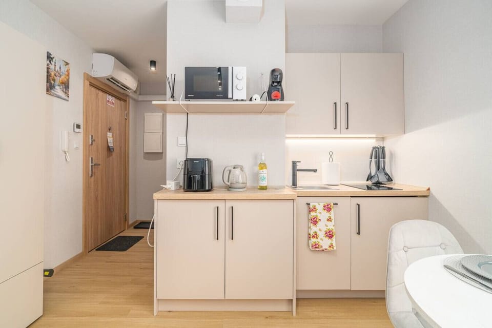 Cozy Studio Perfect for Couples with Sauna included | Book Now with RENTUJEMY