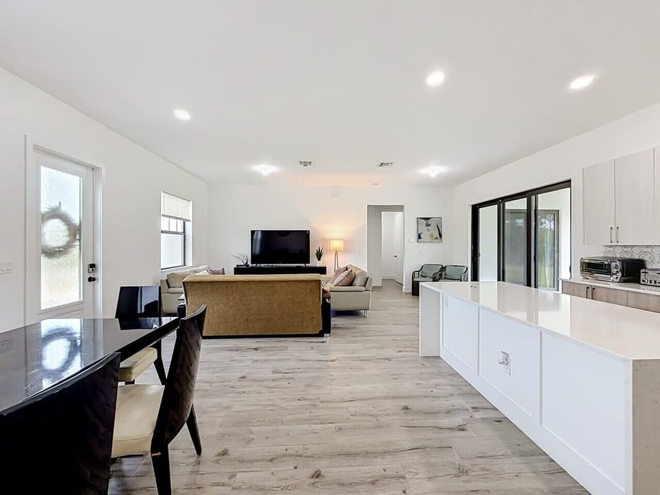 15245 Brainbridge Circle-15