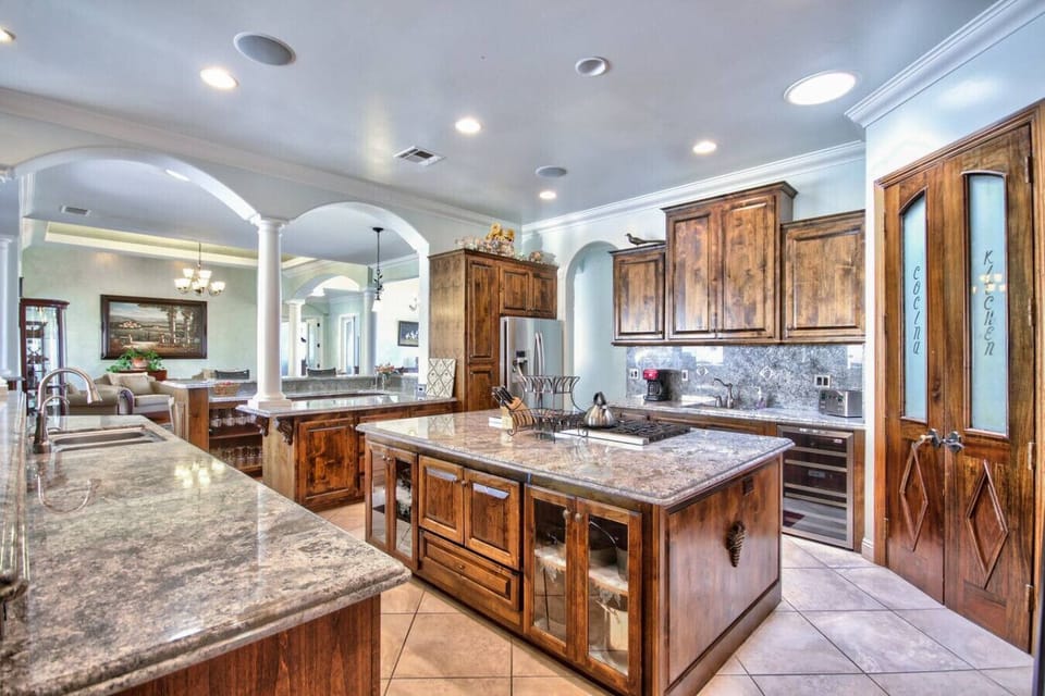 Huge kitchen