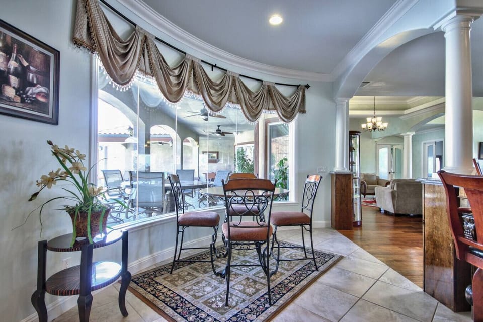 Kitchen table