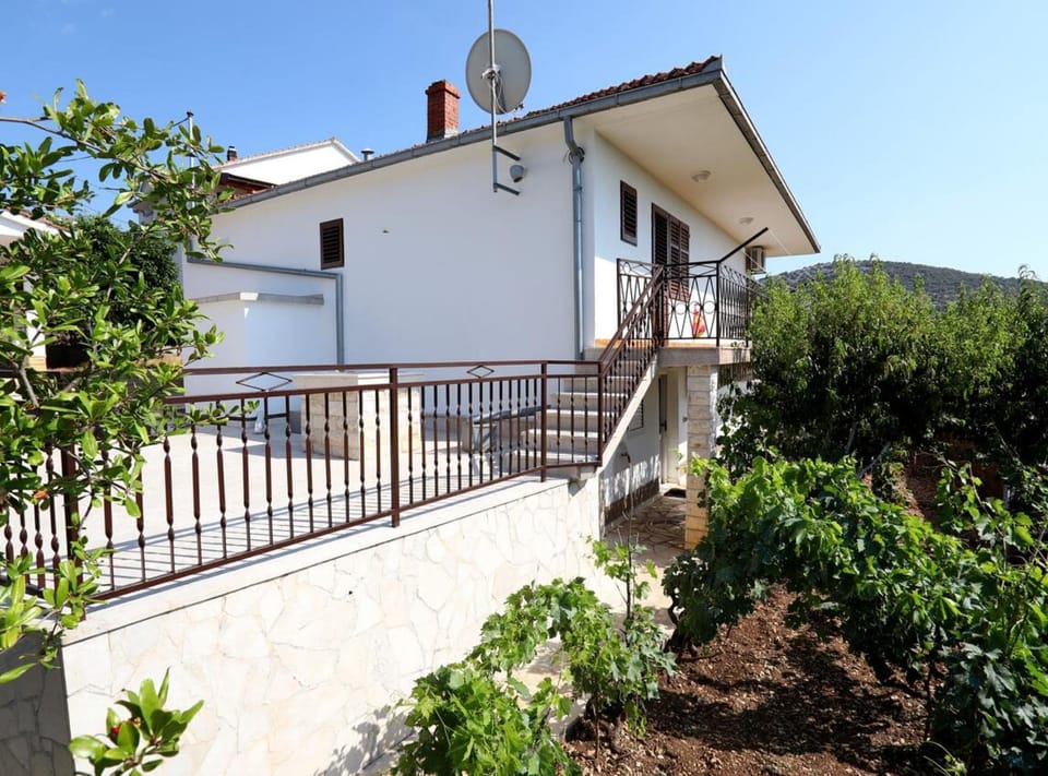 Apartment (Two Bedroom Apartment with Terrace) | Exterior