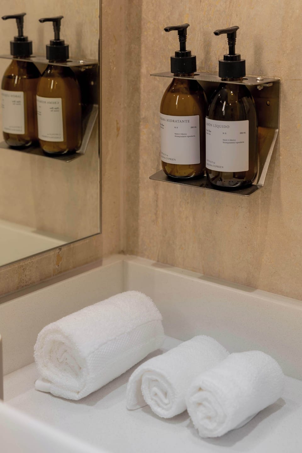 Bathroom amenities