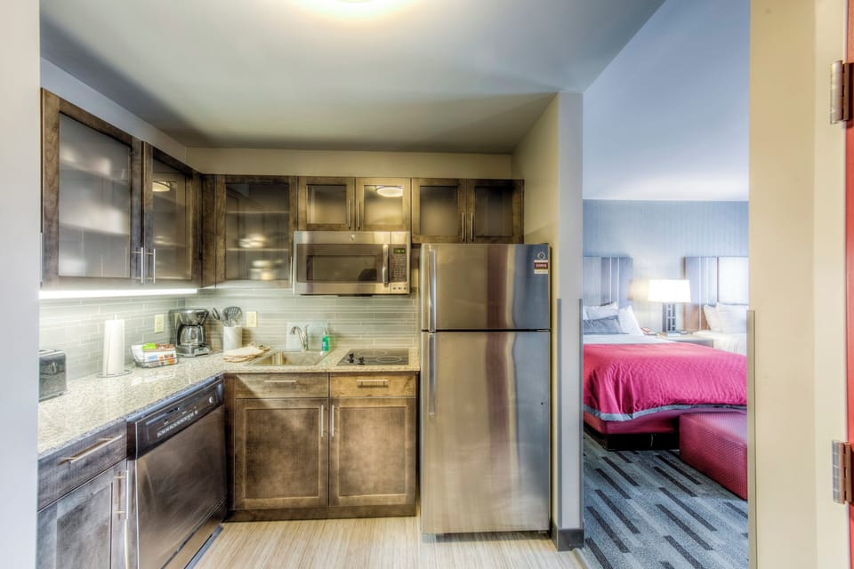 Studio Suite, 2 Queen Beds, Kitchen | Premium bedding, pillowtop beds, in-room safe, desk