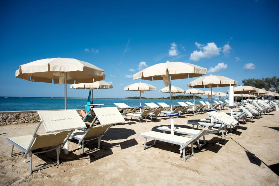 Private beach nearby, scuba diving