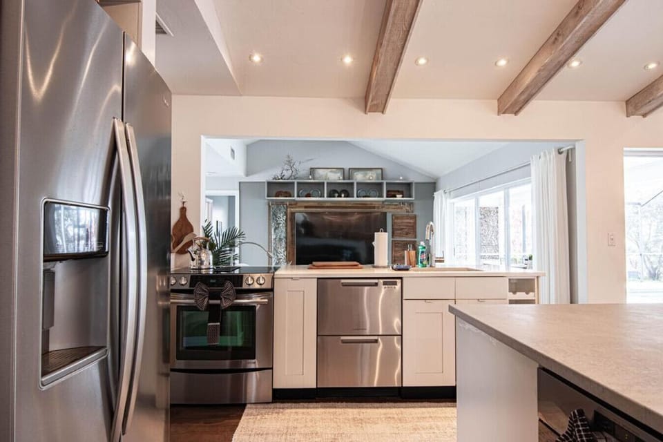 Open Kitchen