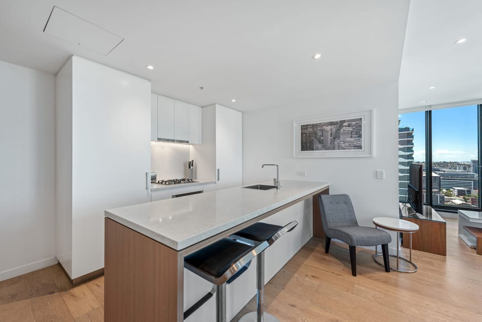 Apartment, 2 Bedrooms, Balcony, City View | Private kitchen