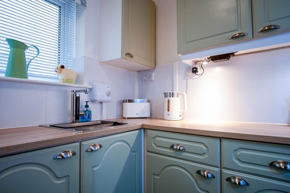 Seaward Apartment - 2 Bed Apartment - Saundersfoot (27692)