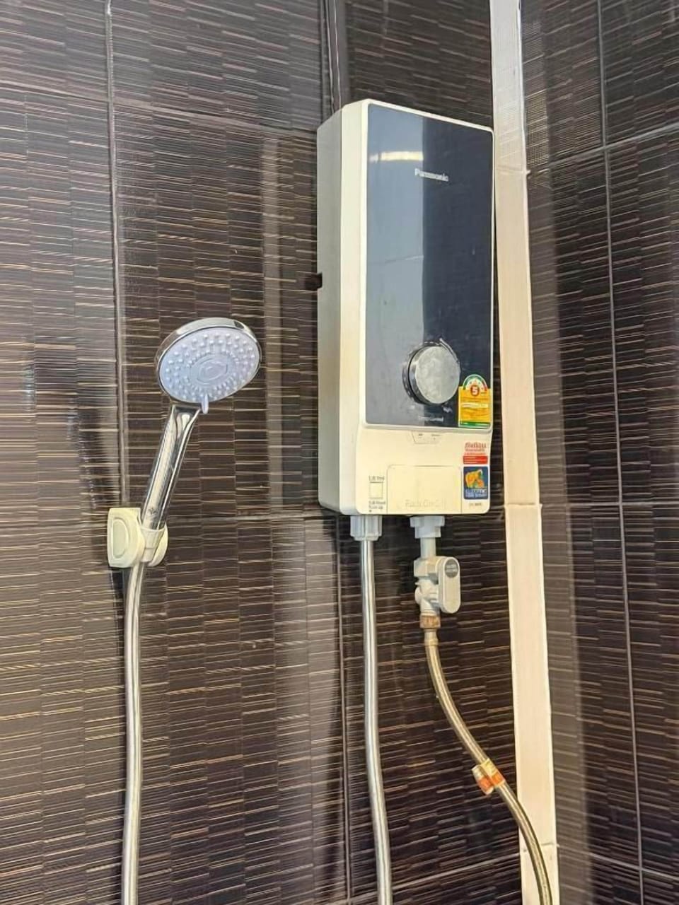 Twin Room, City View | Hand-held showerhead