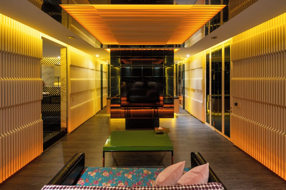 Luxury Quadruple Room | In-room dining