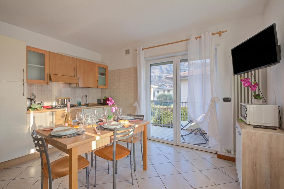 Kitchen and dining area