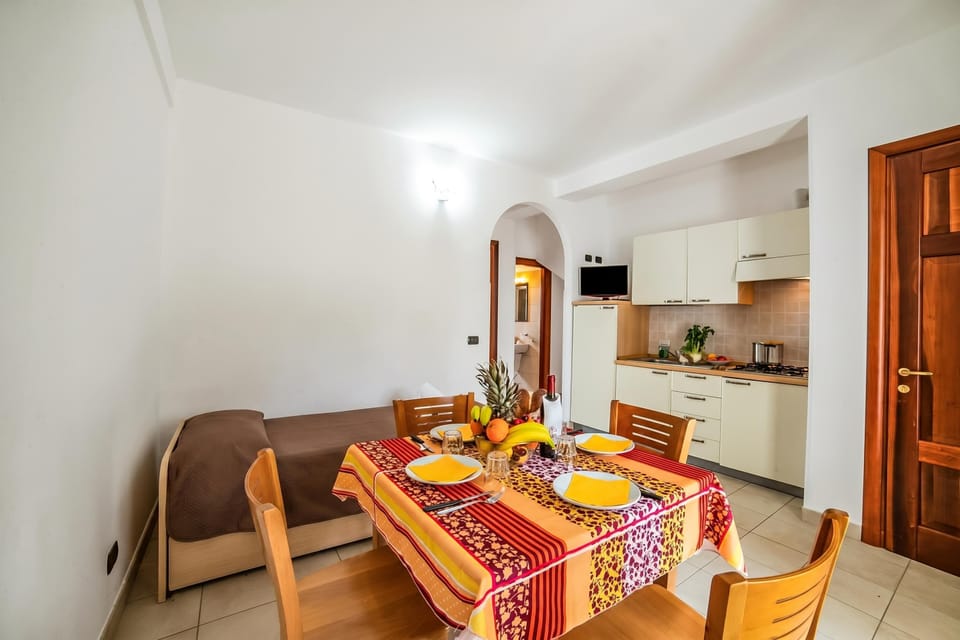 Kitchen and dining area