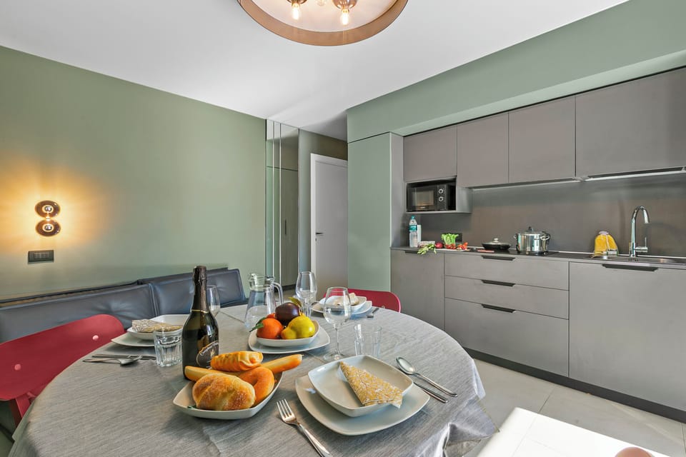 Kitchen and dining area