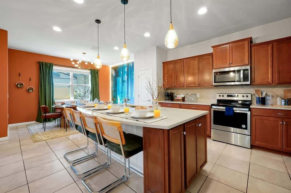 Perfect for family meals and longer stays.