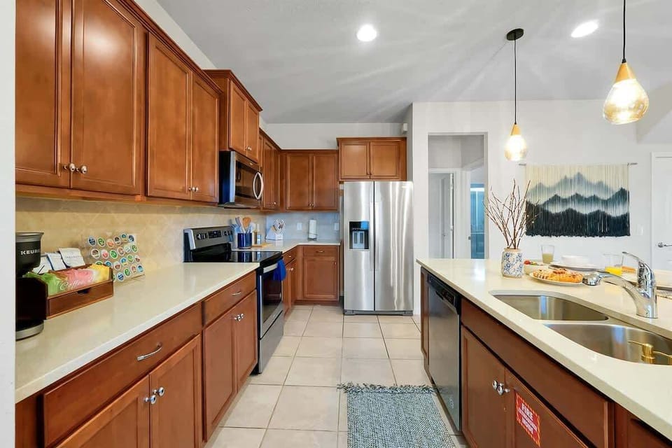 Offering ample space and essential appliances.