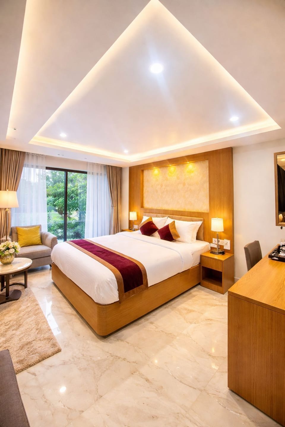 In-room safe, soundproofing, iron/ironing board, free WiFi