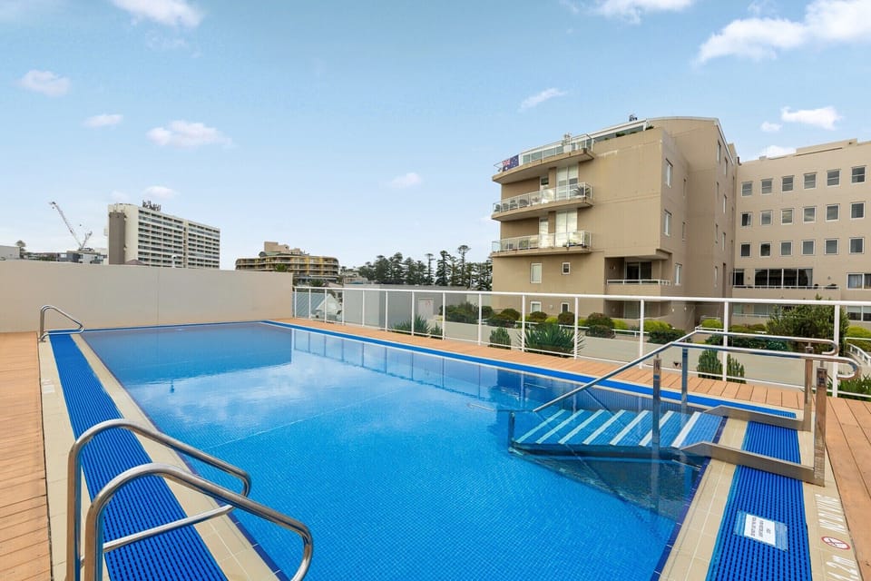 Holiday Home Swimming Pool