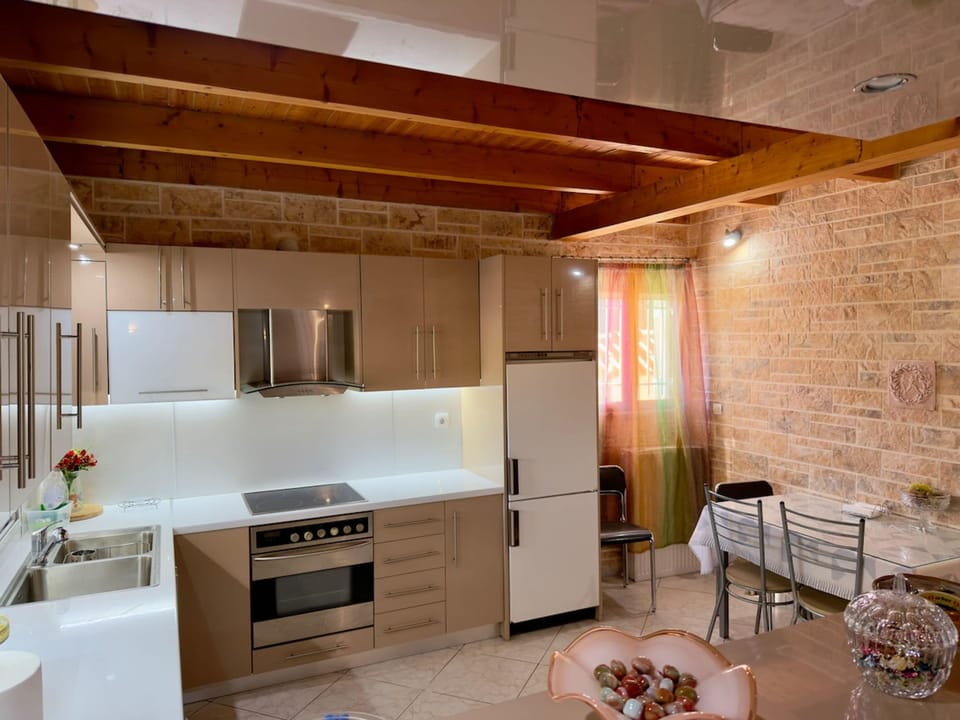 House, Smoking | 4 bedrooms