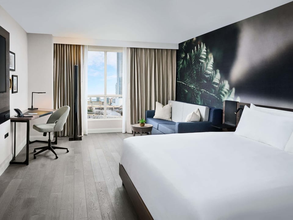 Premier Room | 1 bedroom, premium bedding, in-room safe, desk