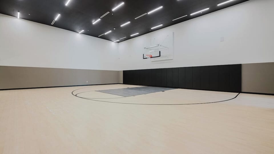 Sport court