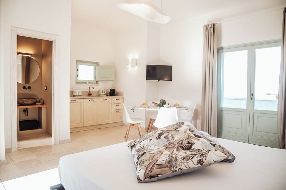 Junior Suite, Patio, Partial Sea View | Soundproofing, cribs (surcharge), WiFi (free), bed sheets