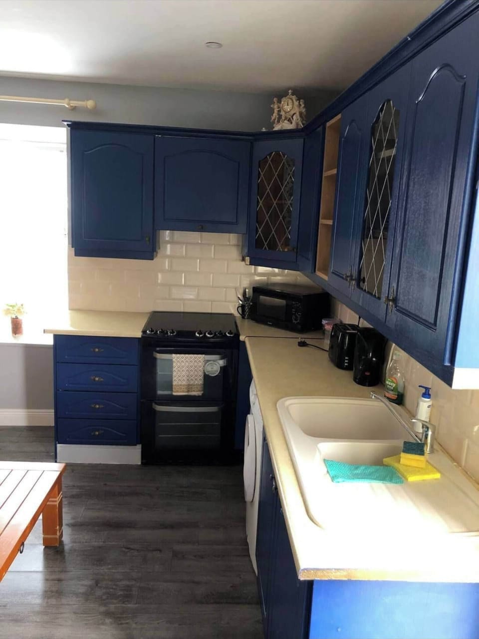Apartment, 1 Bedroom, Smoking, Mountain View | Interior