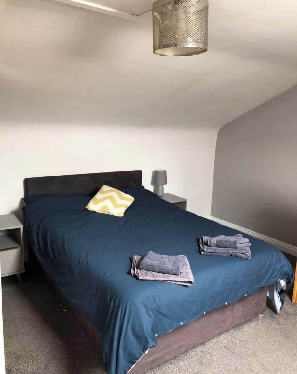 Apartment, 1 Bedroom, Smoking, Mountain View | 1 bedroom