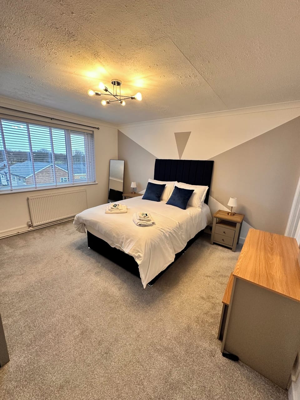 Double Room, Private Bathroom | Desk, blackout drapes, iron/ironing board, free WiFi