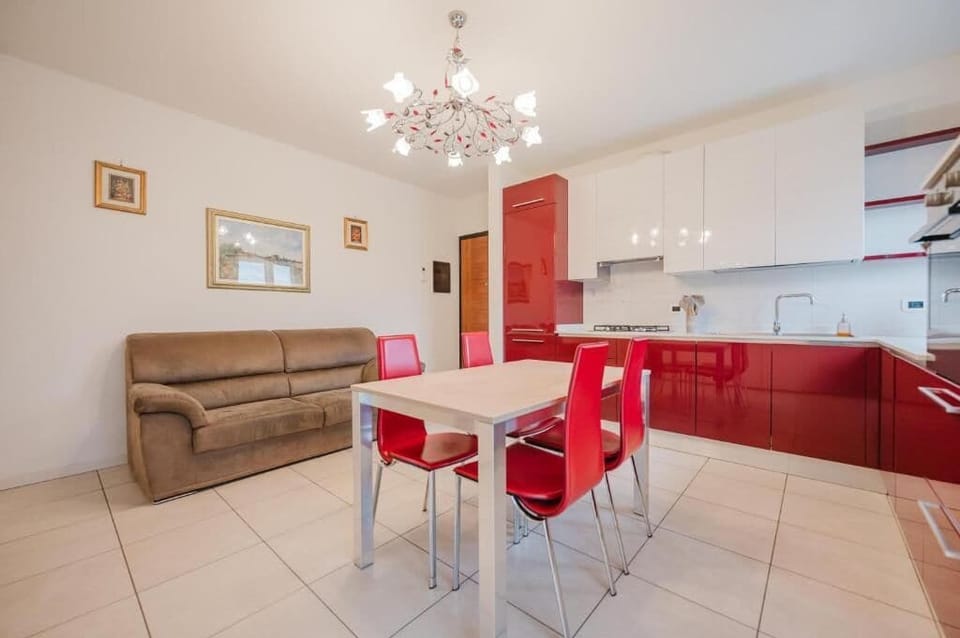 Apartment, Balcony, City View | Dining