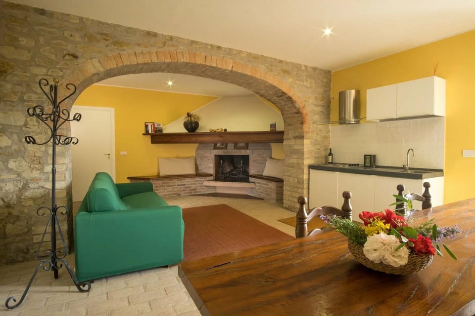 Furniture, Interior Design, Flooring, Wall, Floor, Wood, Couch, Ceiling, Room, Table