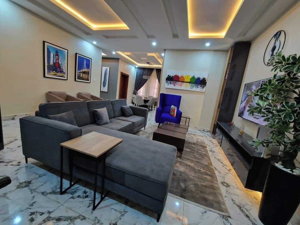 Economy Apartment, Balcony, City View | Living area