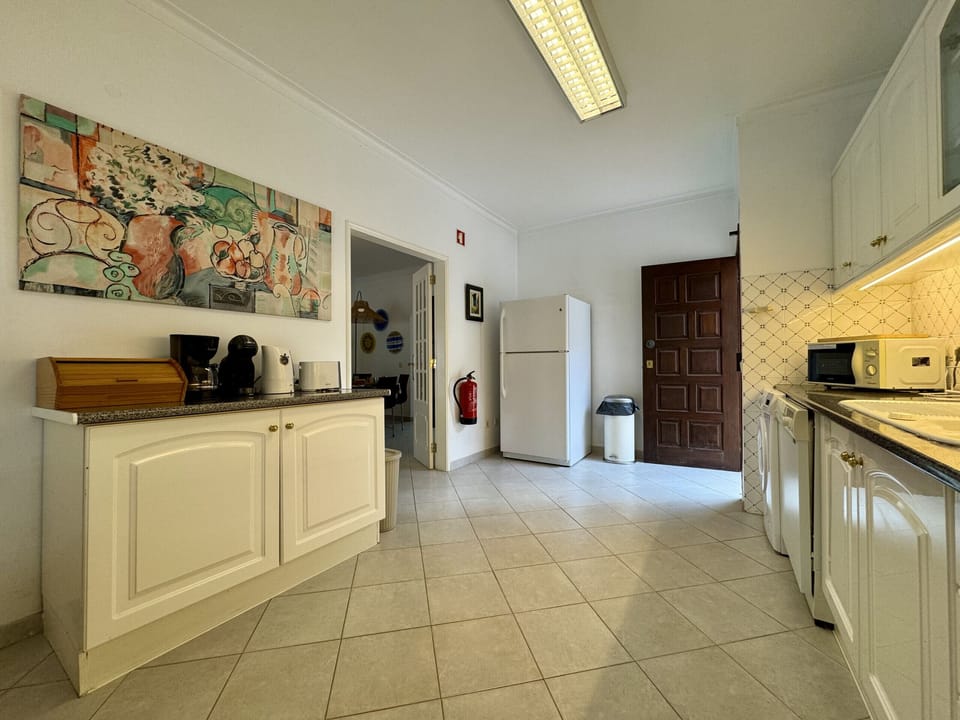 Microwave, coffee/tea maker