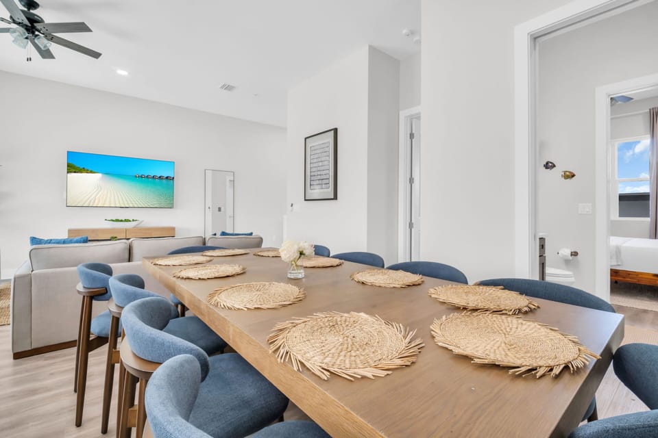 Modern beach vacation.Enjoy long meals, great conversations, and coastal vibes.