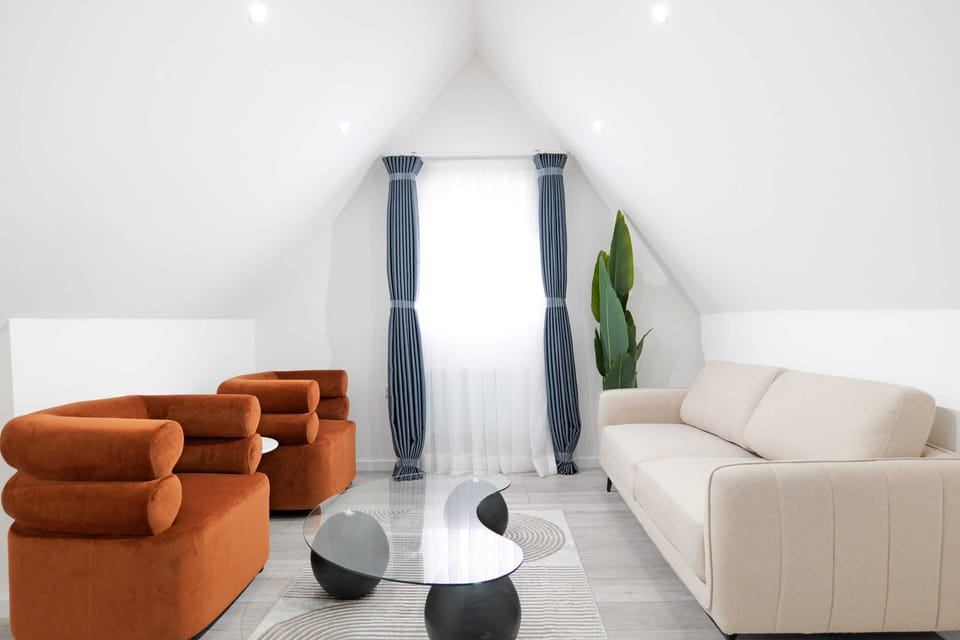 Luxury Apartment | Living area