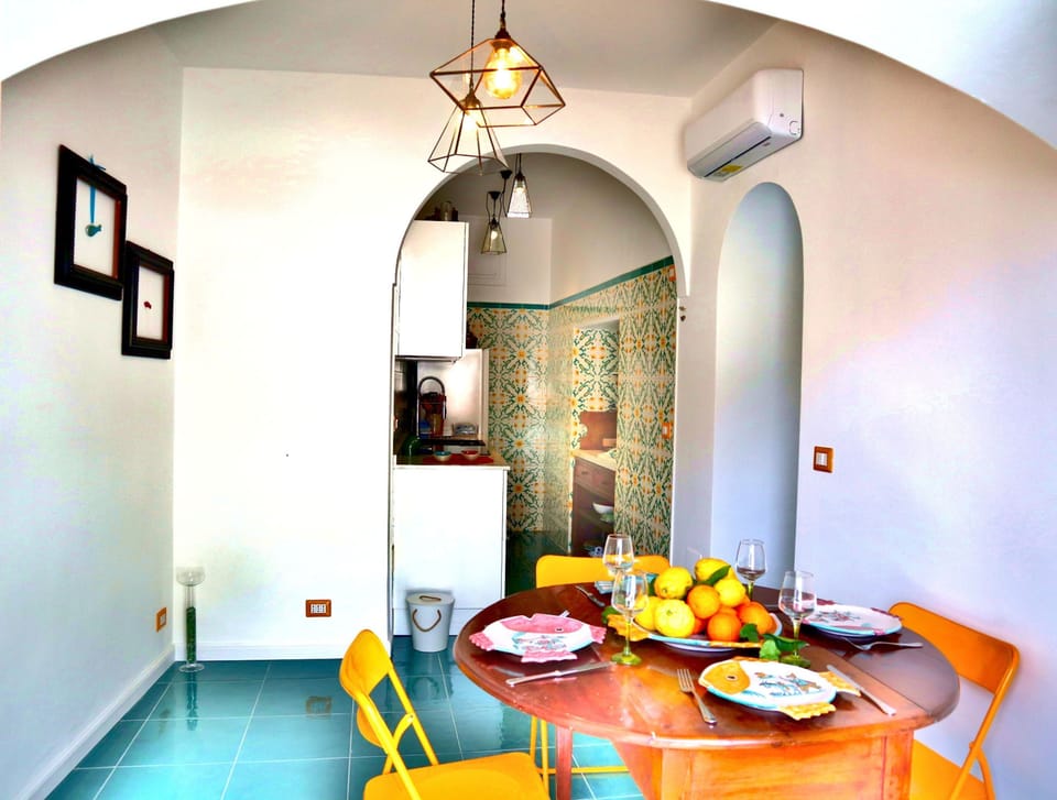 House, Smoking | 3 bedrooms, Internet