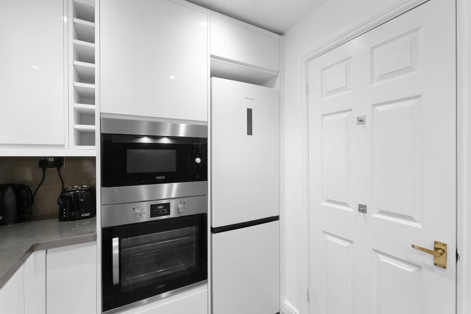 Standard Apartment | Private kitchen | Cleaning supplies