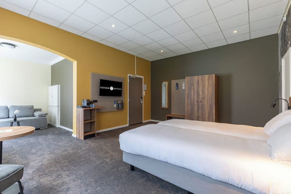 Unit with Two Twin size beds