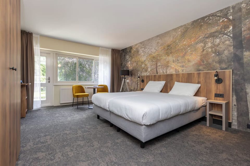Comfortable Unit with Two Twin size beds